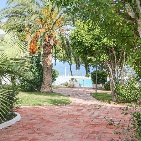 3 Bedroom In Apartman Santa Pola